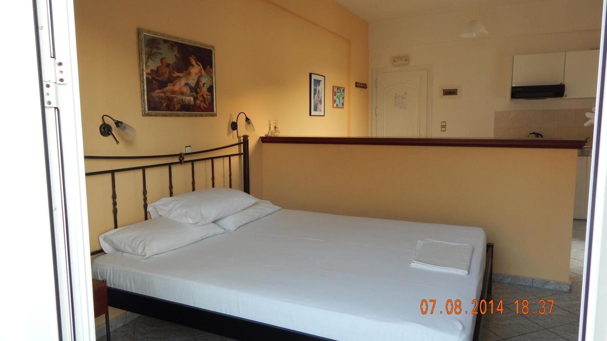 Costareli Aparthotel Фурни Икариас Стая снимка
