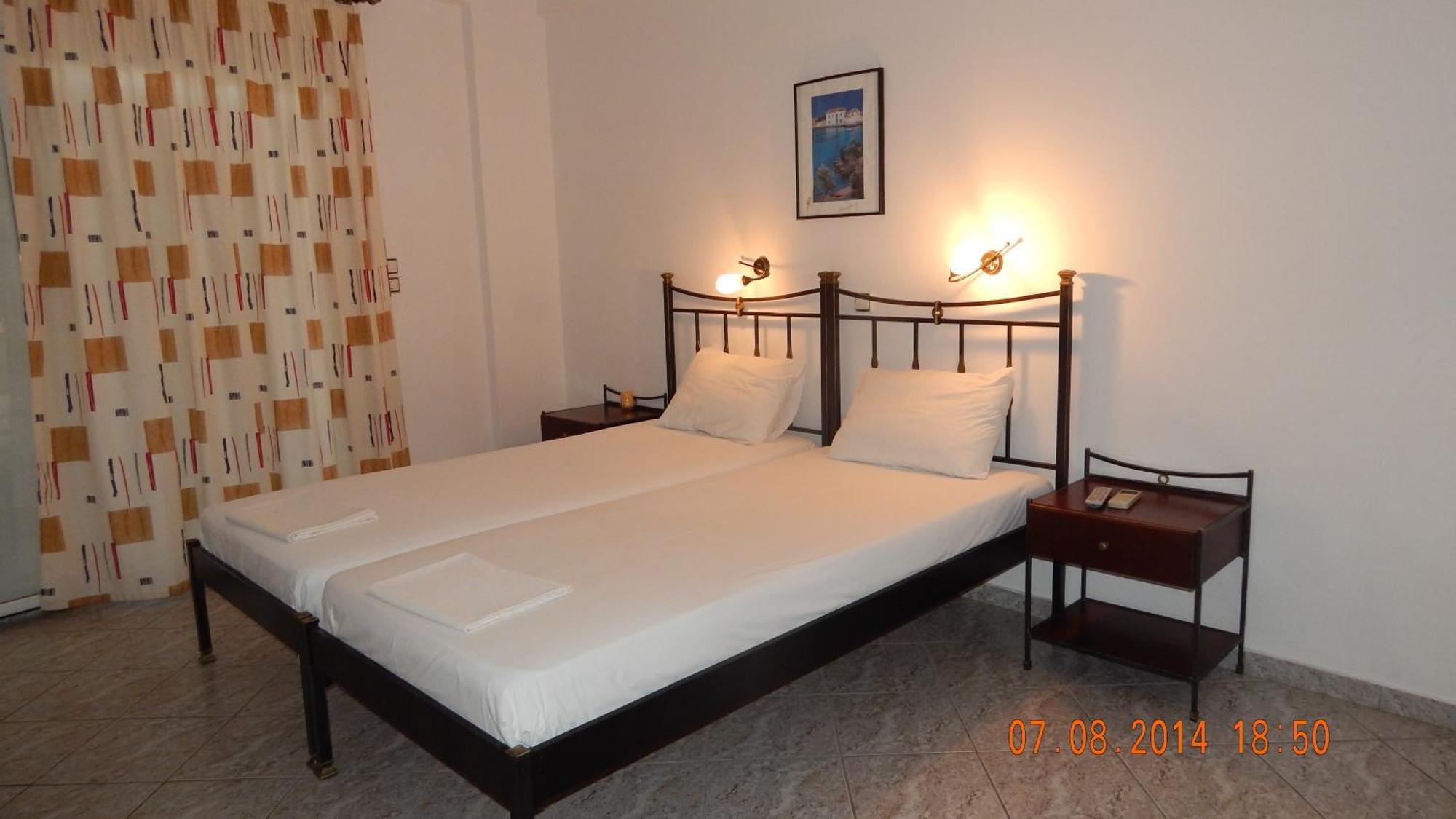 Costareli Aparthotel Фурни Икариас Стая снимка