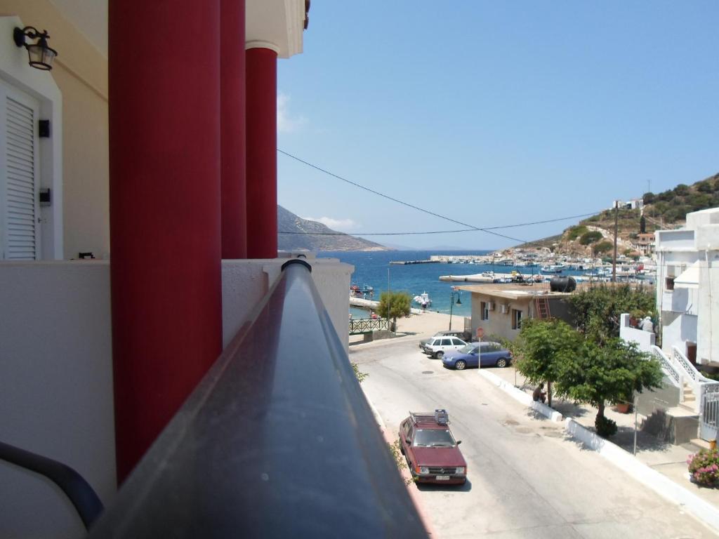 Costareli Aparthotel Фурни Икариас Екстериор снимка