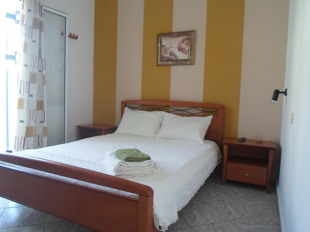 Costareli Aparthotel Фурни Икариас Екстериор снимка